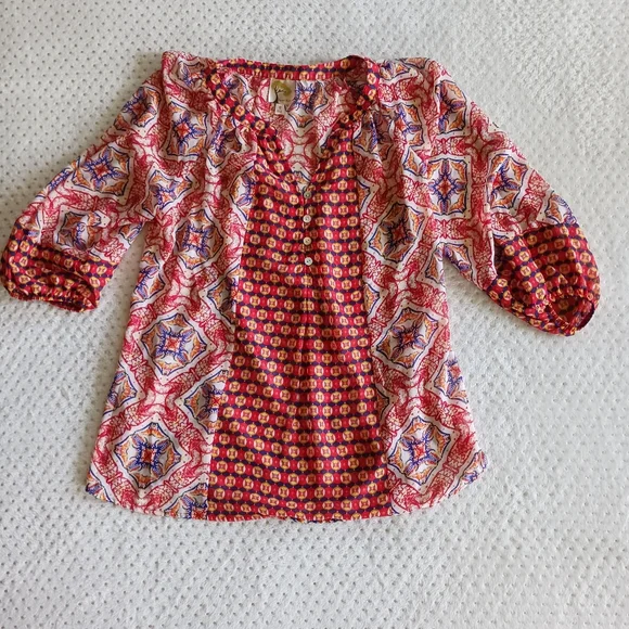 Fig and Flower Anthropologie Blouse Top Size Small Geometric Button V Neck - Picture 12 of 12